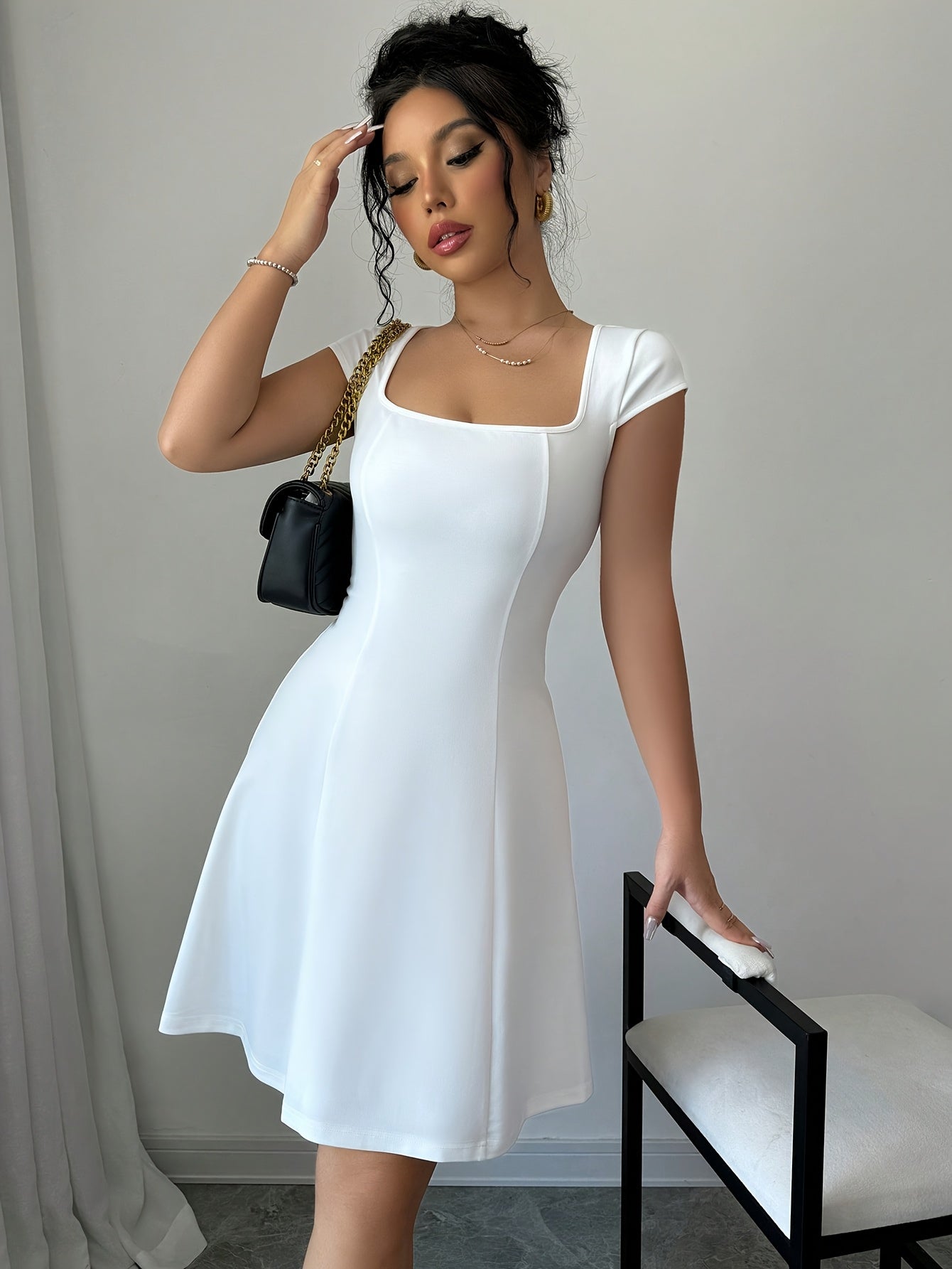 Luna Élan Mini Dress