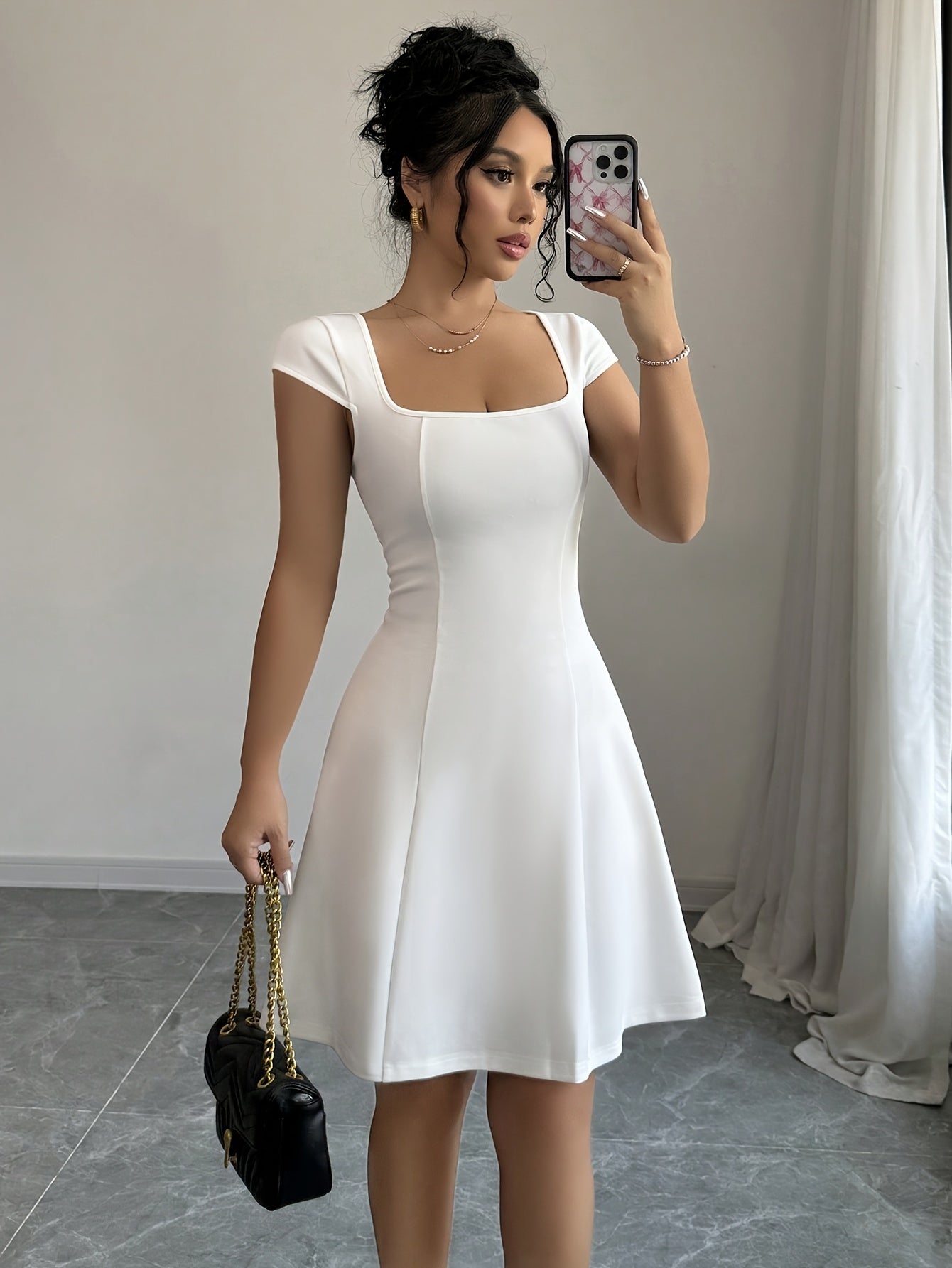 Luna Élan Mini Dress