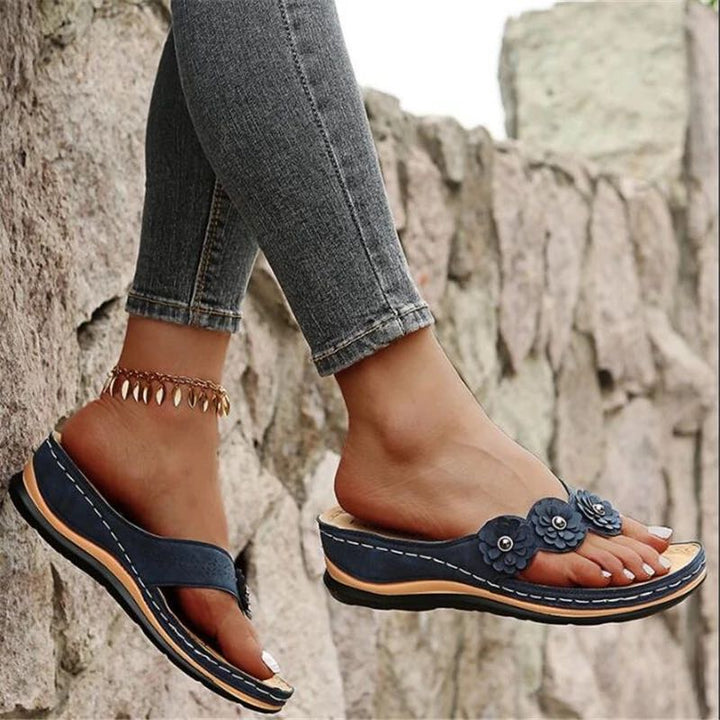 Aria™ - Orthopedic Flowers Clip Toe Sandals