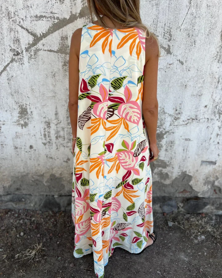 Luna - Floral Dress With Handmade Details