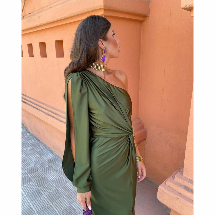 Kelly - Sophisticated Evening Gown
