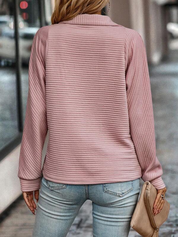 Viola - Elegant V-Neck Jumper