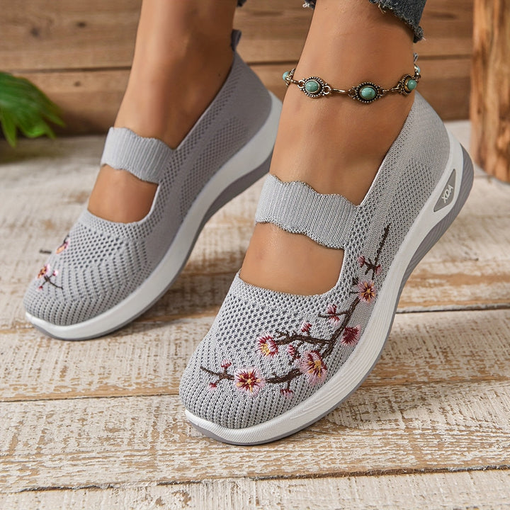 SoutienPlus™ | Orthopedic Comfort Footwear + Complimentary Insoles