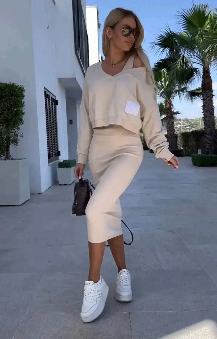 Mila I Elegant Dress With Sweater