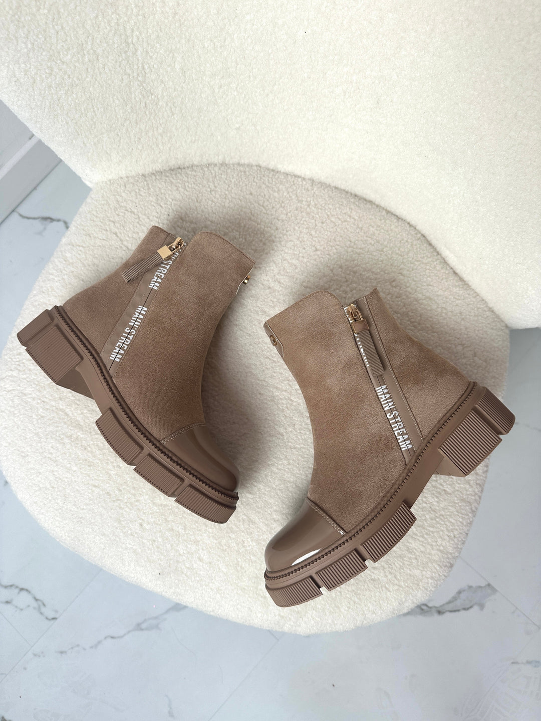 Main Taupe Boots