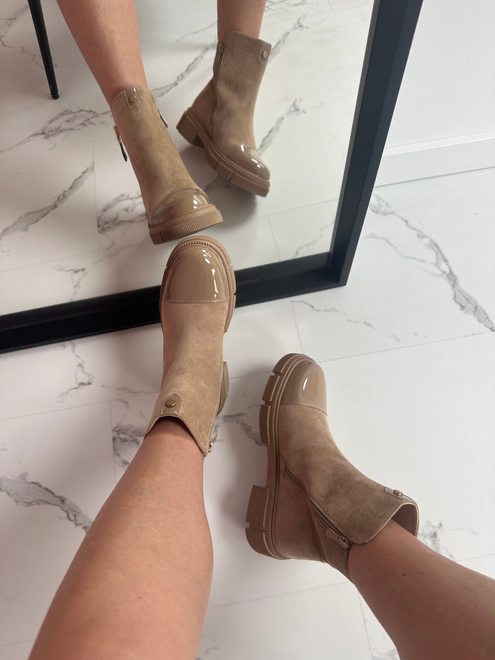 Main Taupe Boots
