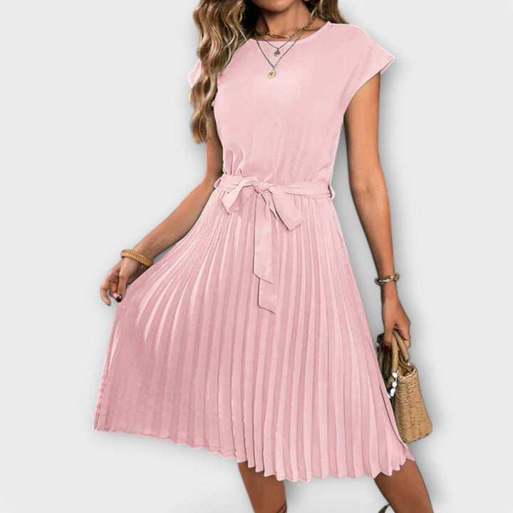 Claire | Relaxed Pleated Dress