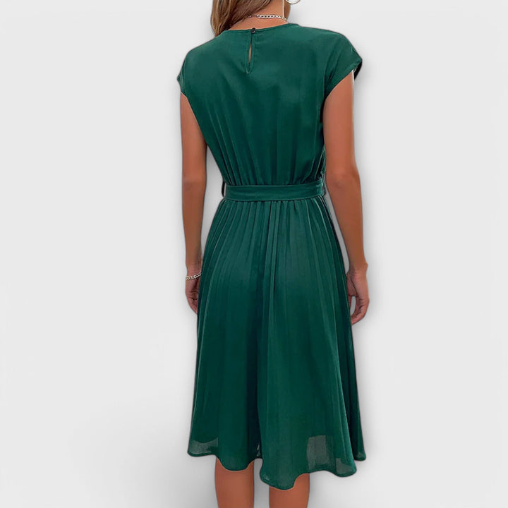 Claire | Relaxed Pleated Dress