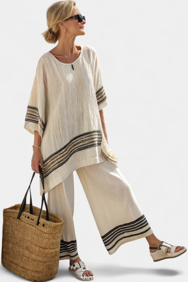 Mirthe | Airy two-piece set with stripes and oversized fit