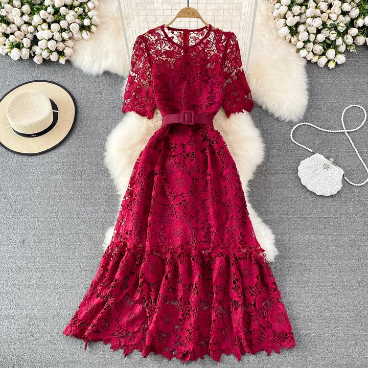 Flora - Stylish Floral Lace Midi Dress