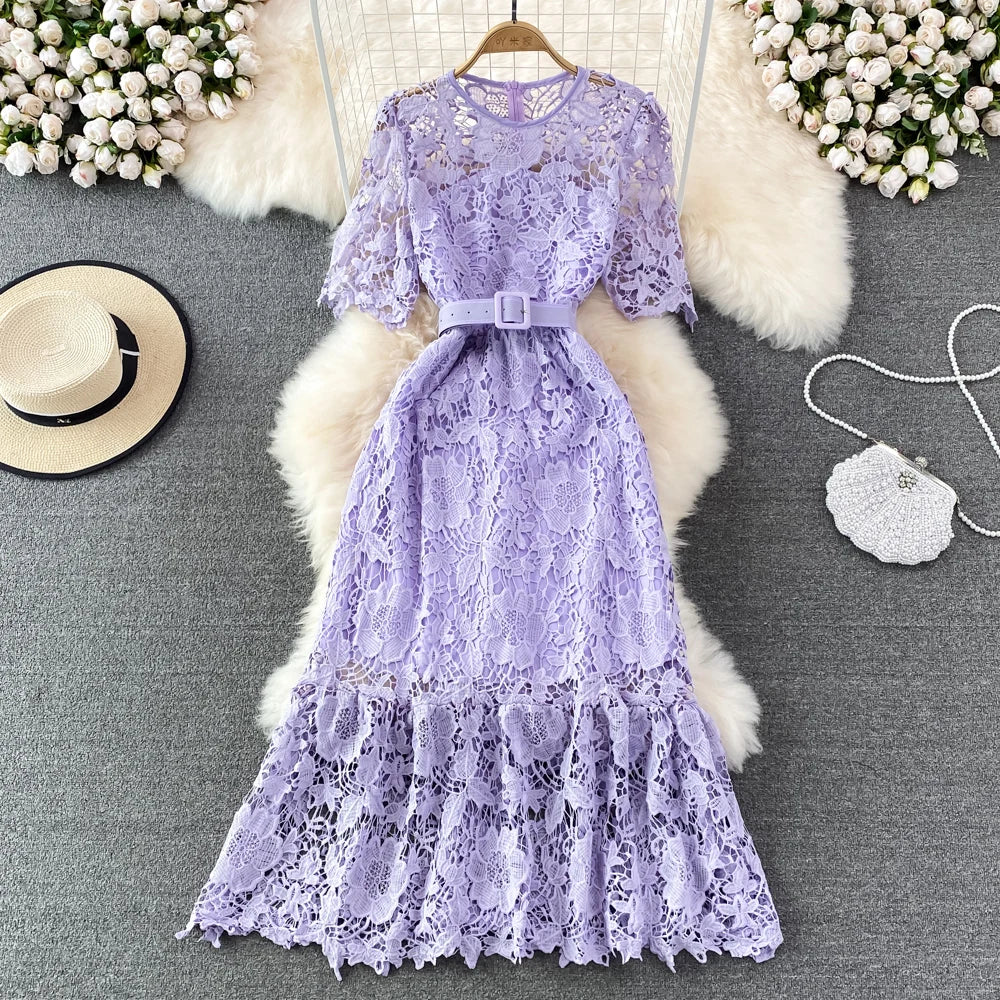 Flora - Stylish Floral Lace Midi Dress