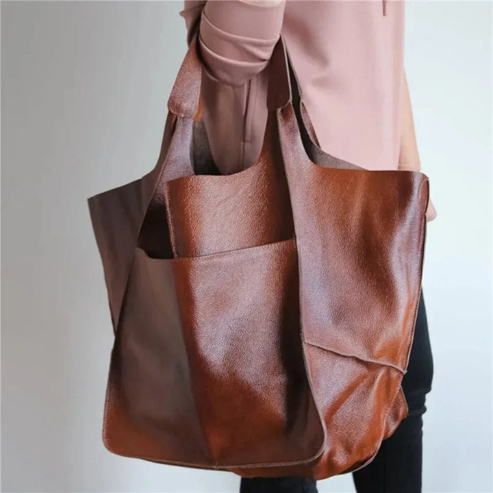 The Timeless Appeal of Laura | Vintage Bag