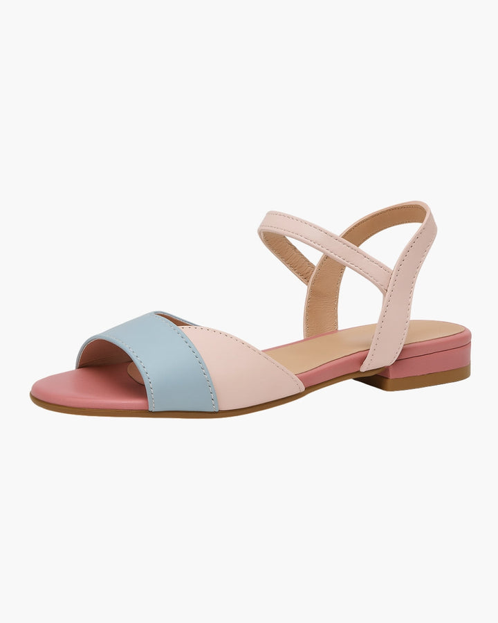 Horiva – Flat Sandals with Straps