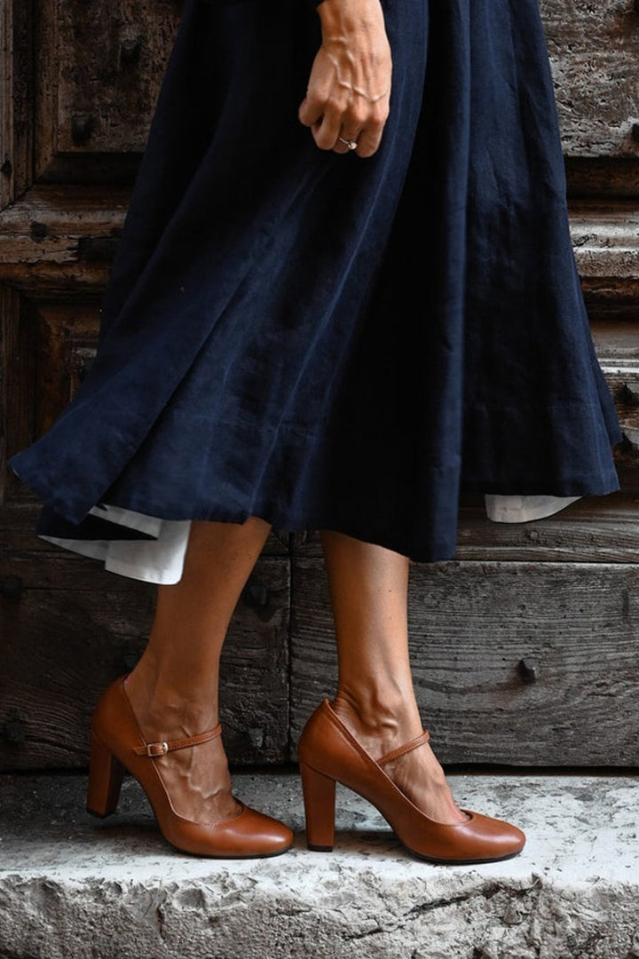 Bravina | Daily Sandals with Low Heel