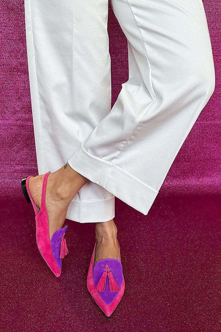Quelia – Pointed Slingbacks with Tassels