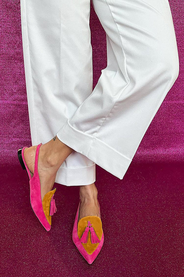 Quelia – Pointed Slingbacks with Tassels