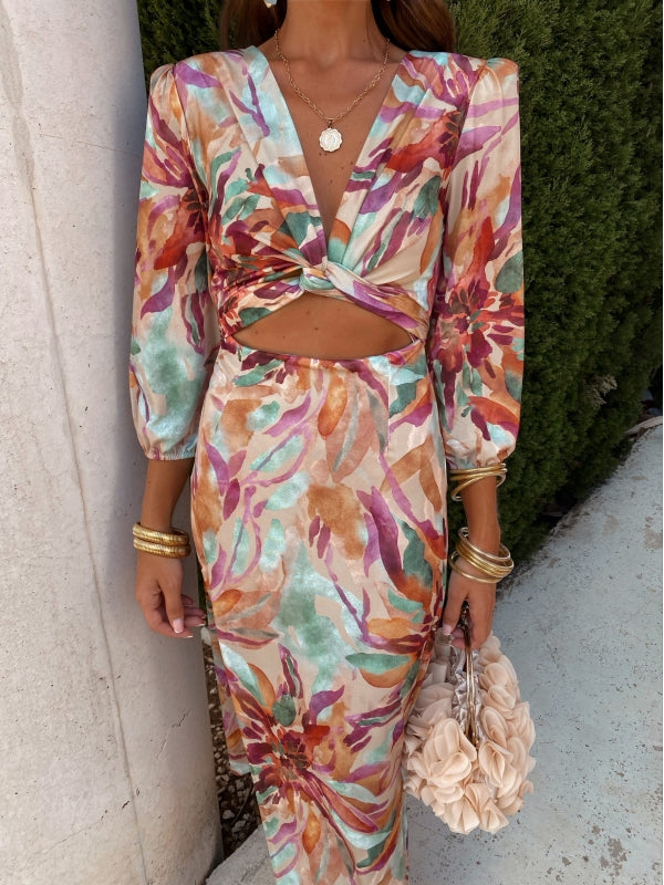 Holly - Chic Cut-Out Elegant Dress